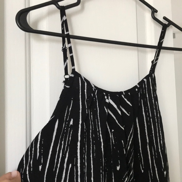 Black & White Maxi Dress - Picture 2 of 4